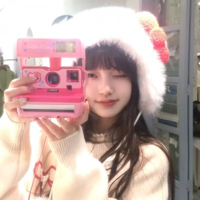 少女嬉春
